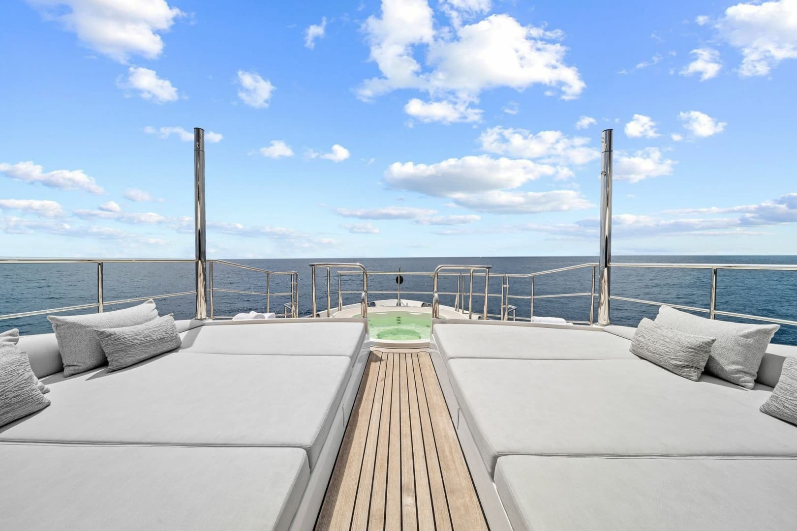 2012 Benetti Classic Supreme 132