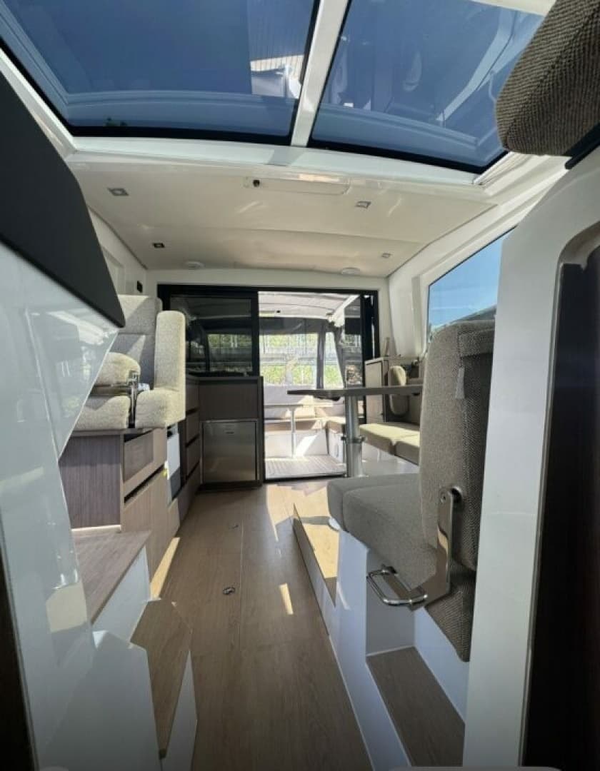 2023 Sealine SC335
