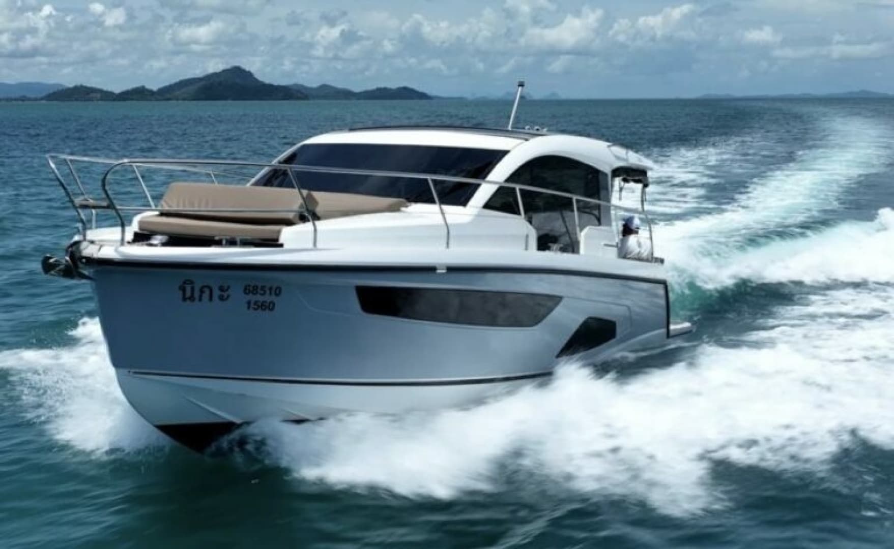 2023 Sealine SC335
