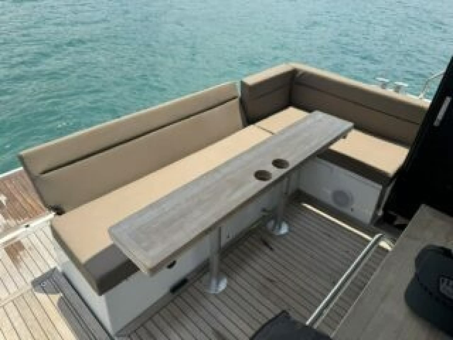 2023 Sealine SC335