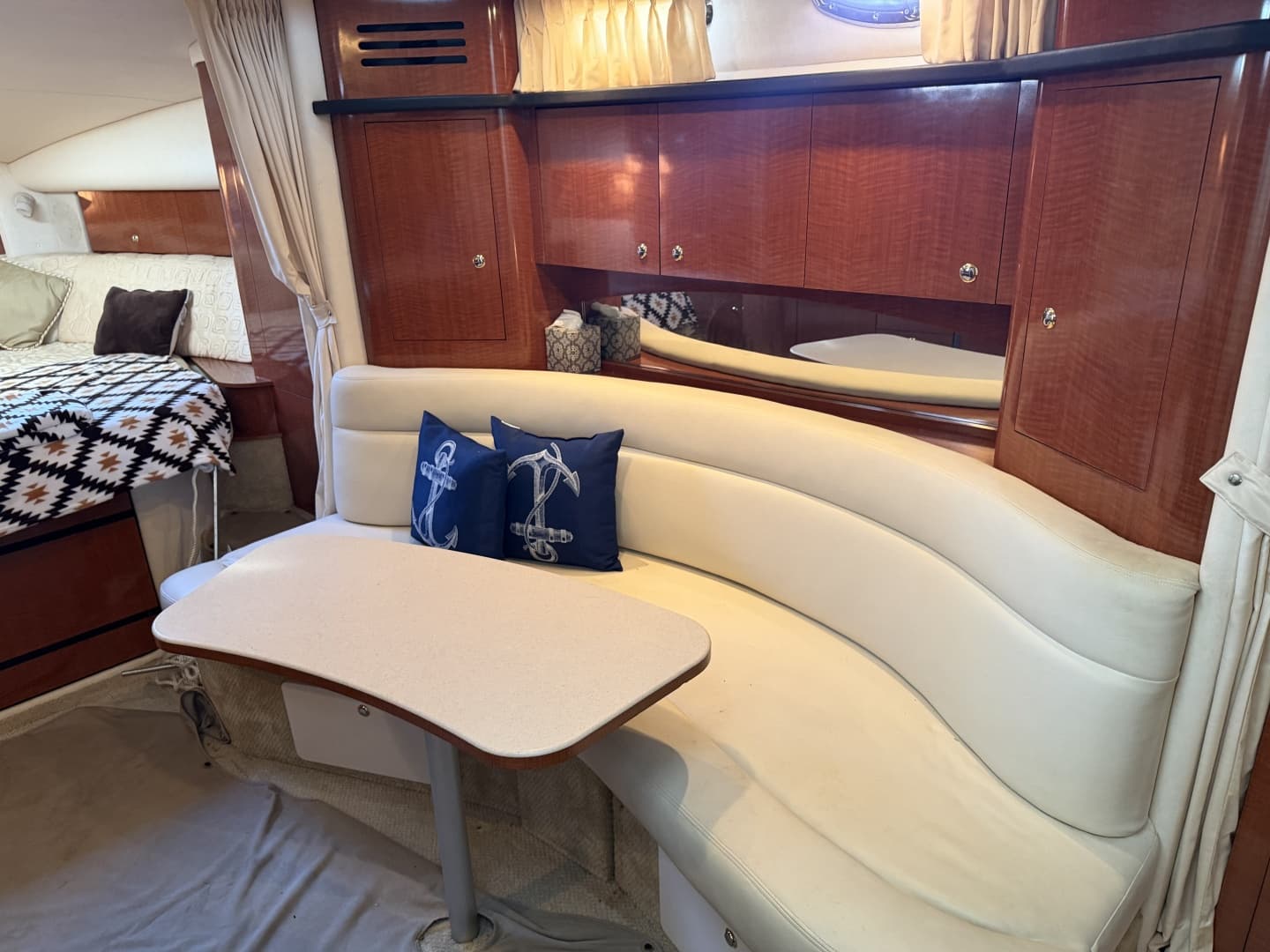 2003 Sea Ray 320 Sundancer