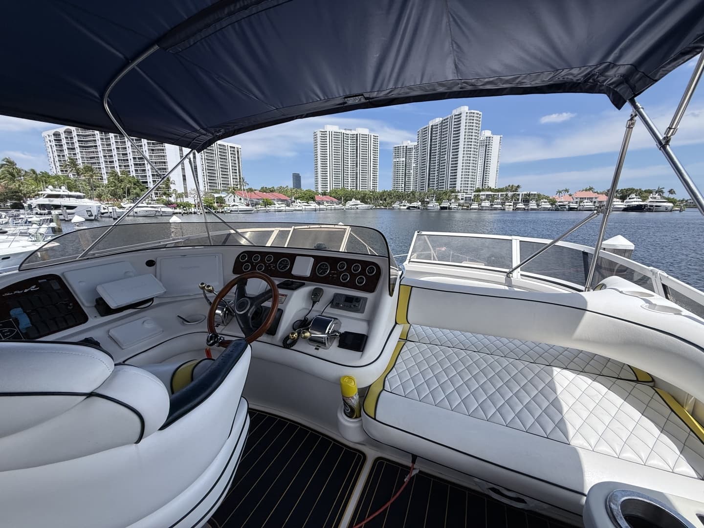 2001 Sea Ray 450 Express Bridge