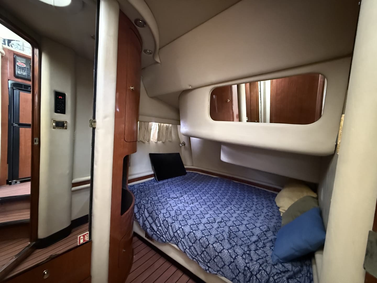 2001 Sea Ray 450 Express Bridge