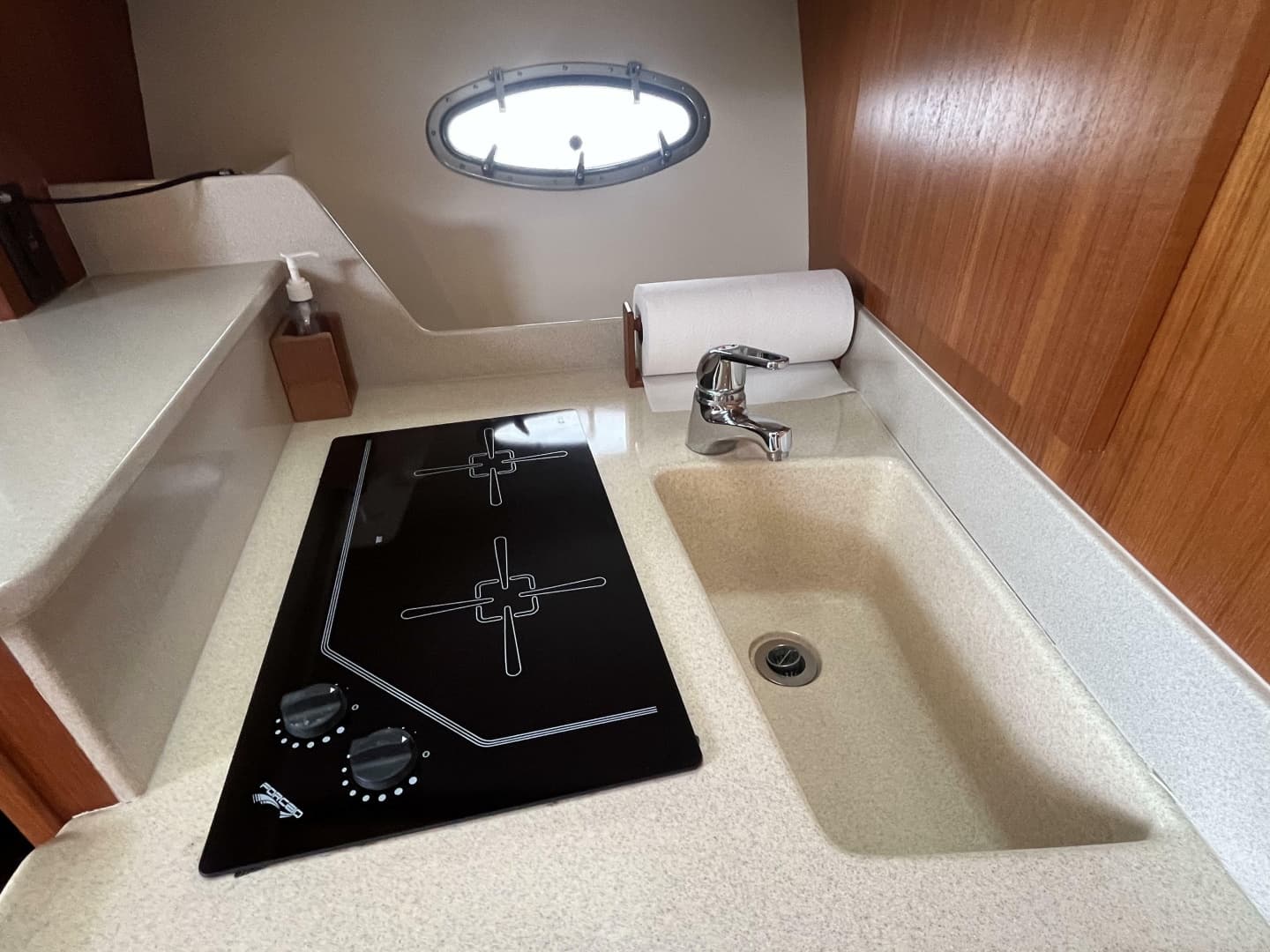 1999 Tiara Yachts 3500 Open