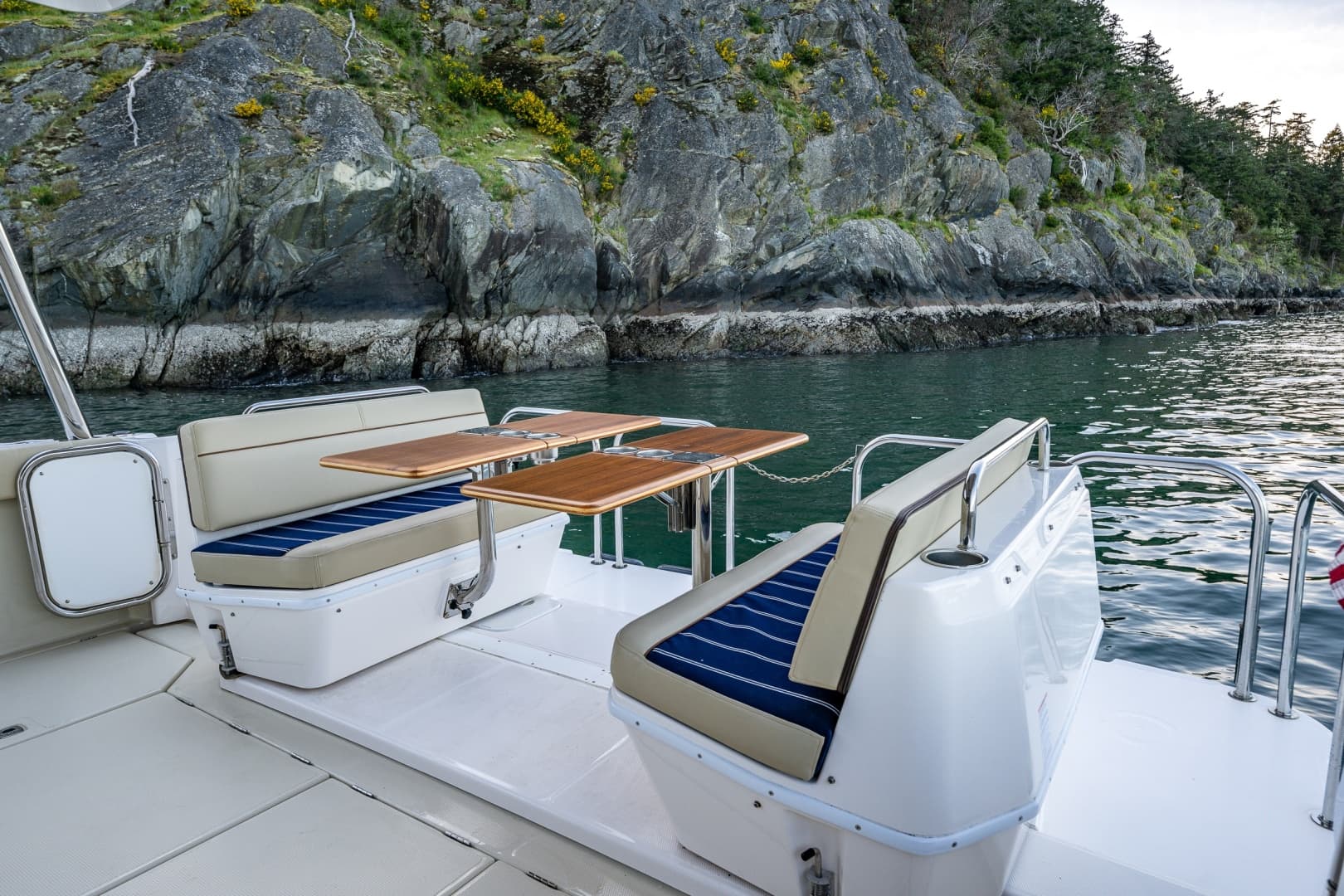 2020 Ranger Tugs R-41 CB