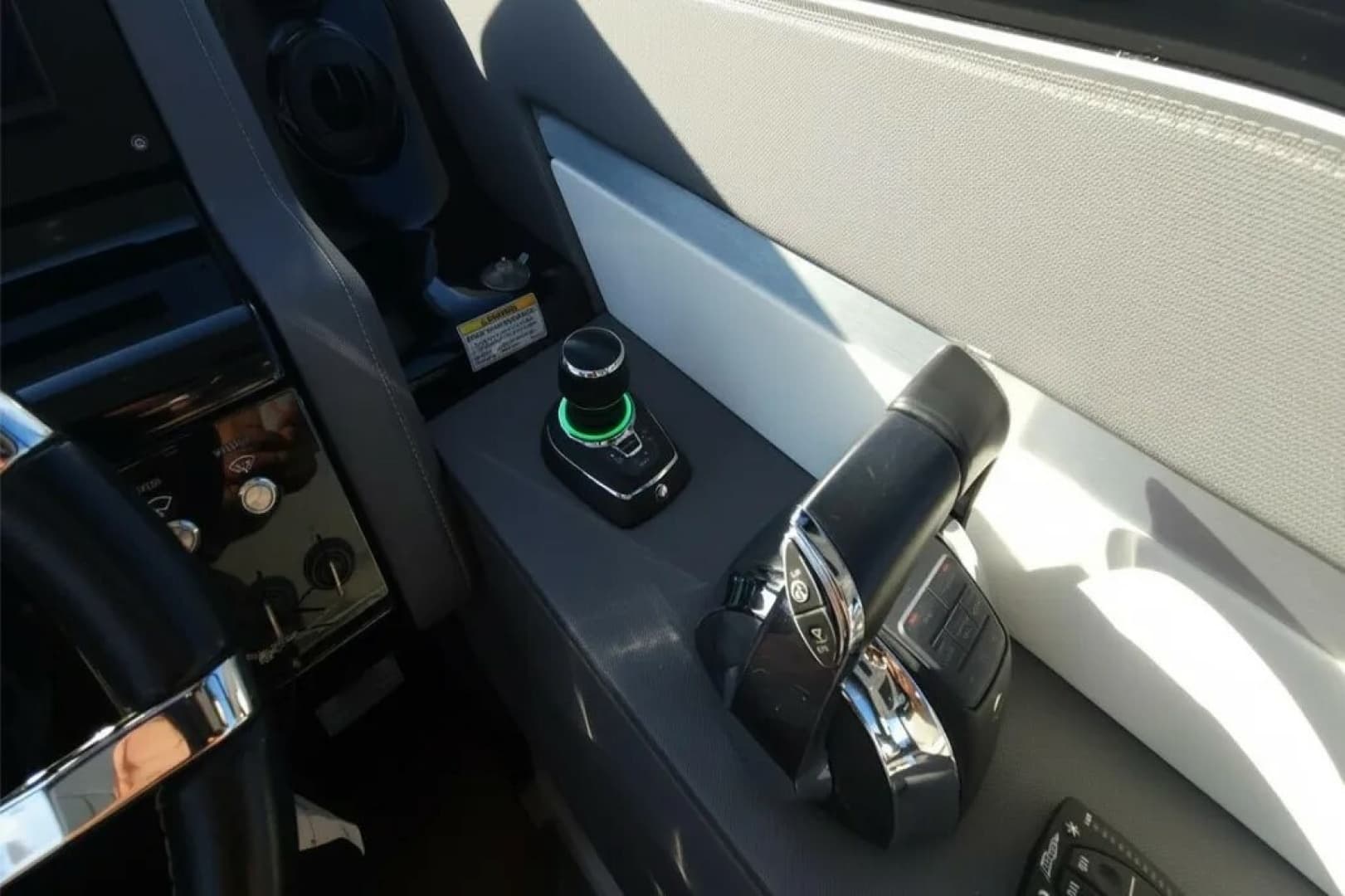 2021 Cruisers Yachts 42 GLS OB