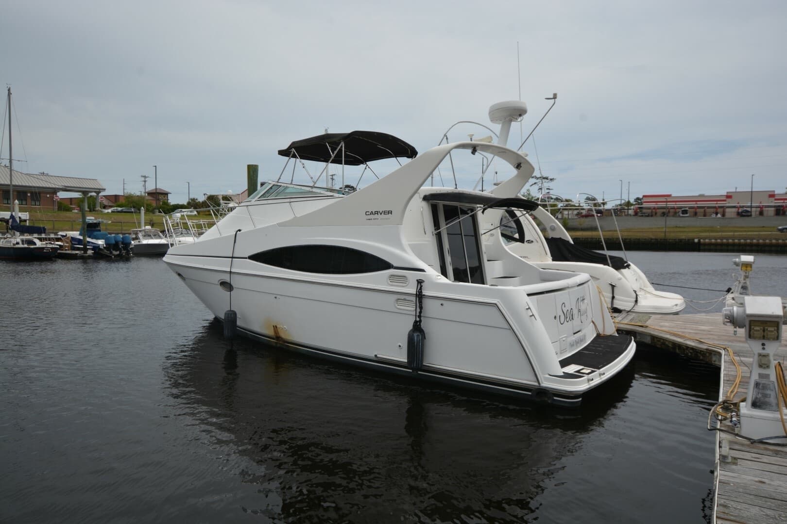 2000 Carver 350 Mariner