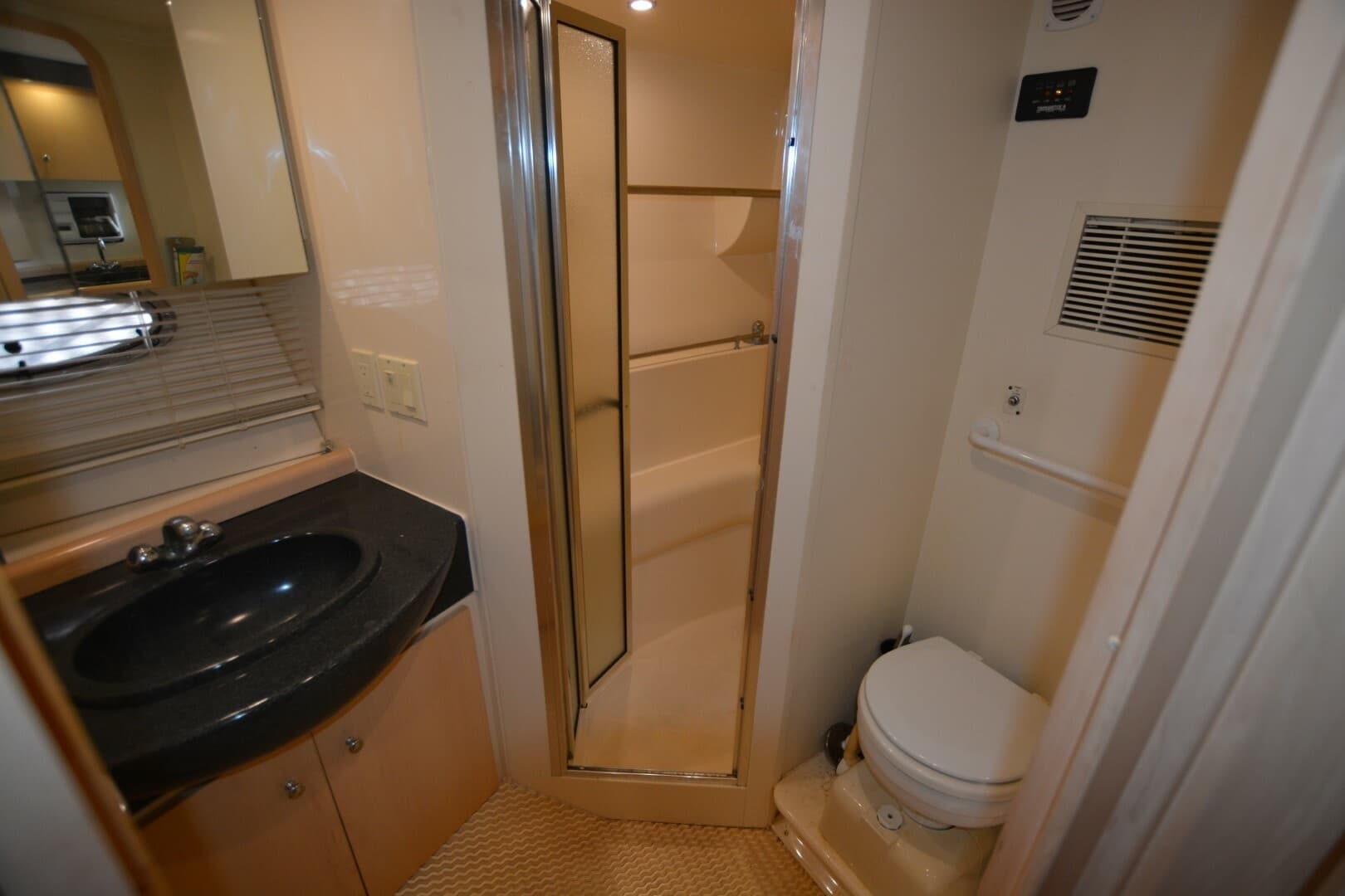 2000 Carver 350 Mariner