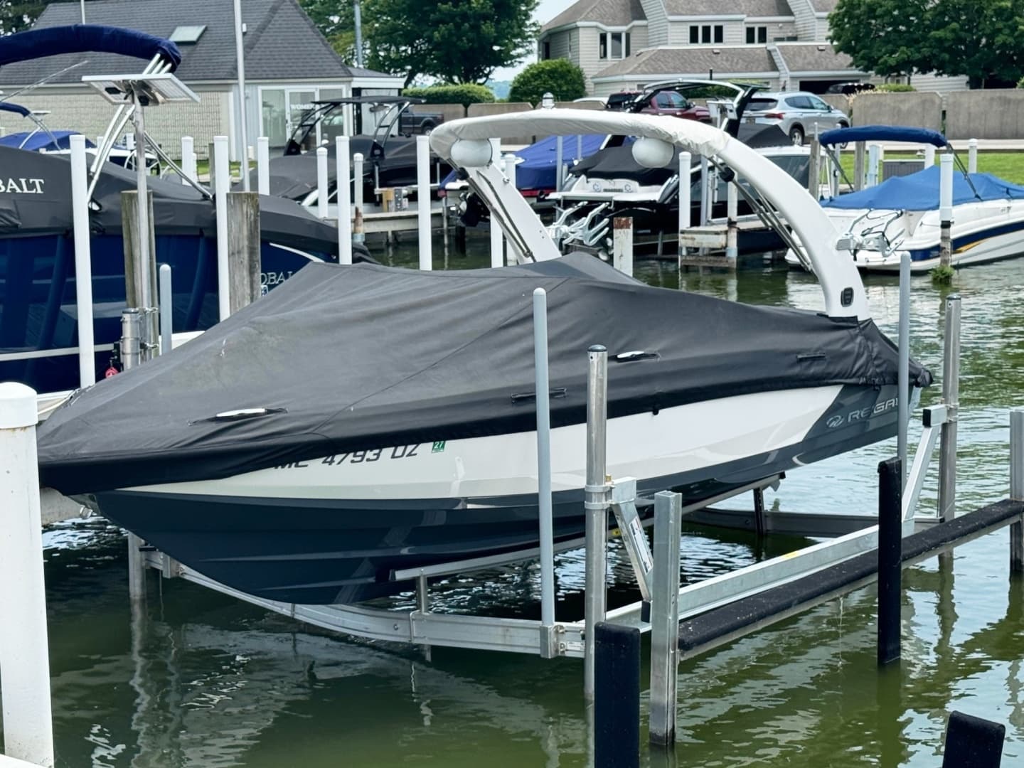 2019 Regal 2100 Bowrider