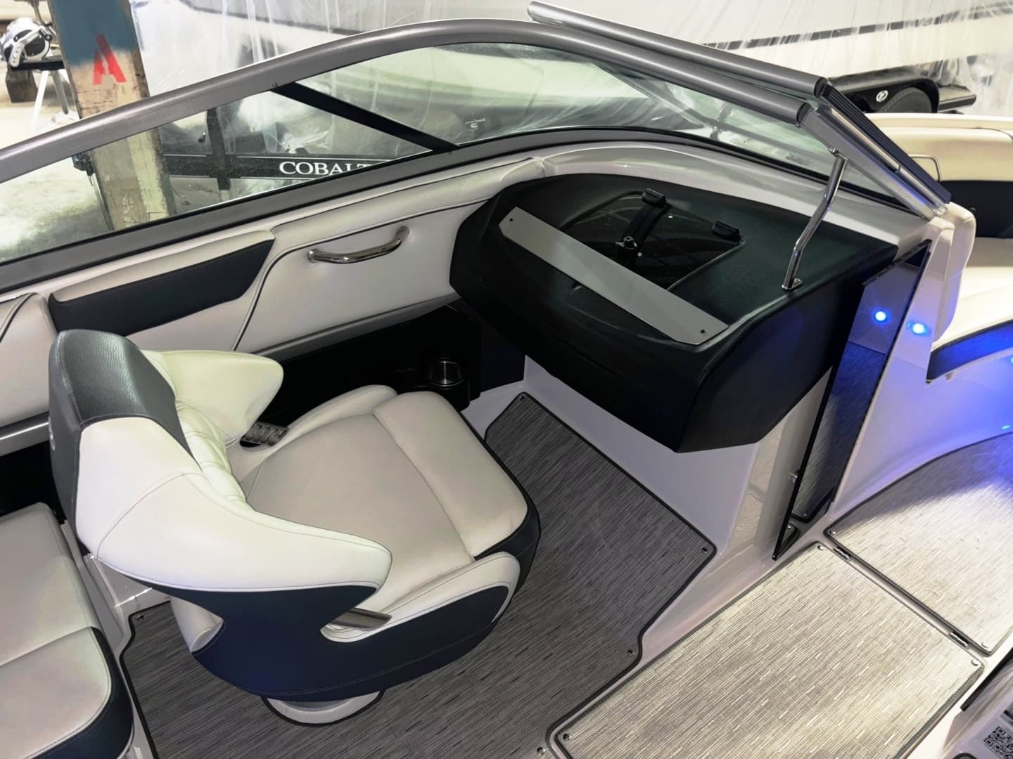 2019 Regal 2100 Bowrider