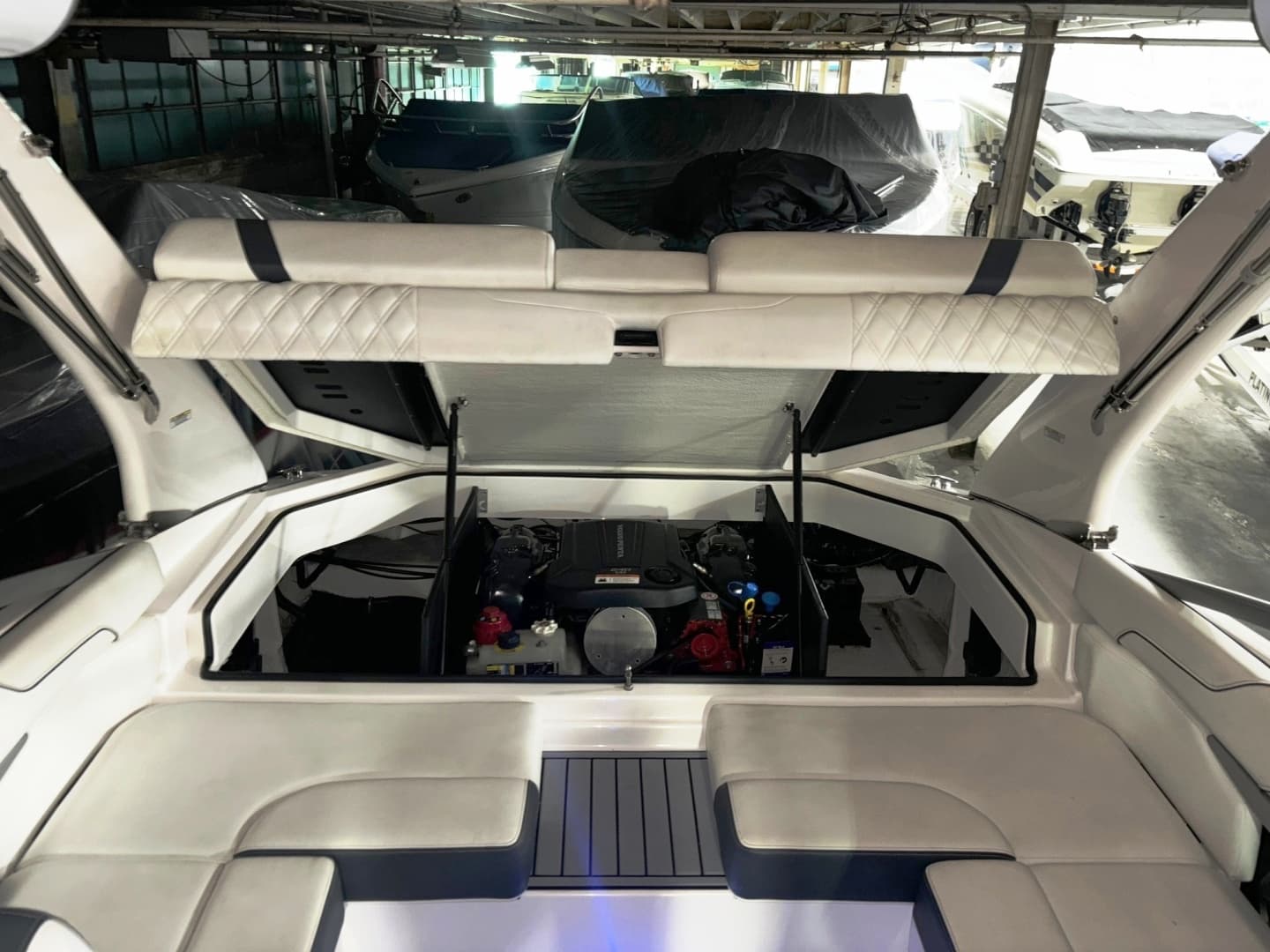 2019 Regal 2100 Bowrider