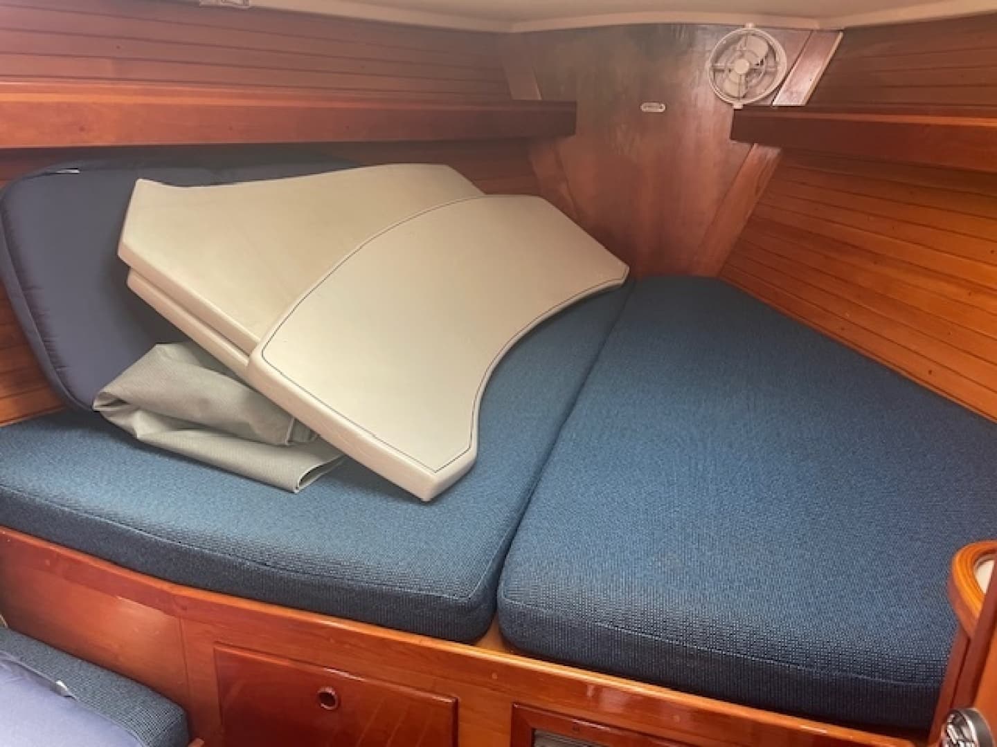 1993 Sabre 38 MK II