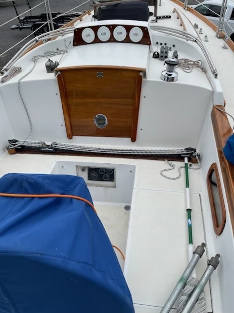 1980 Bristol 35.5 Keel/CB