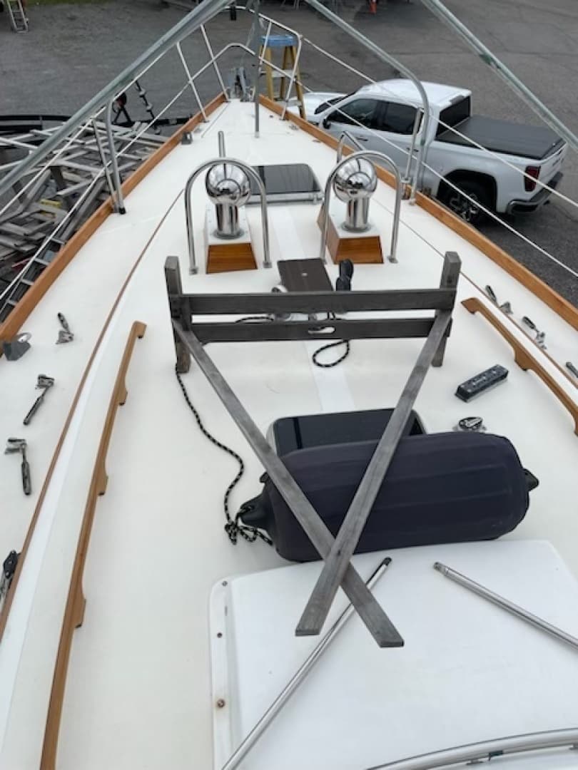 1980 Bristol 35.5 Keel/CB