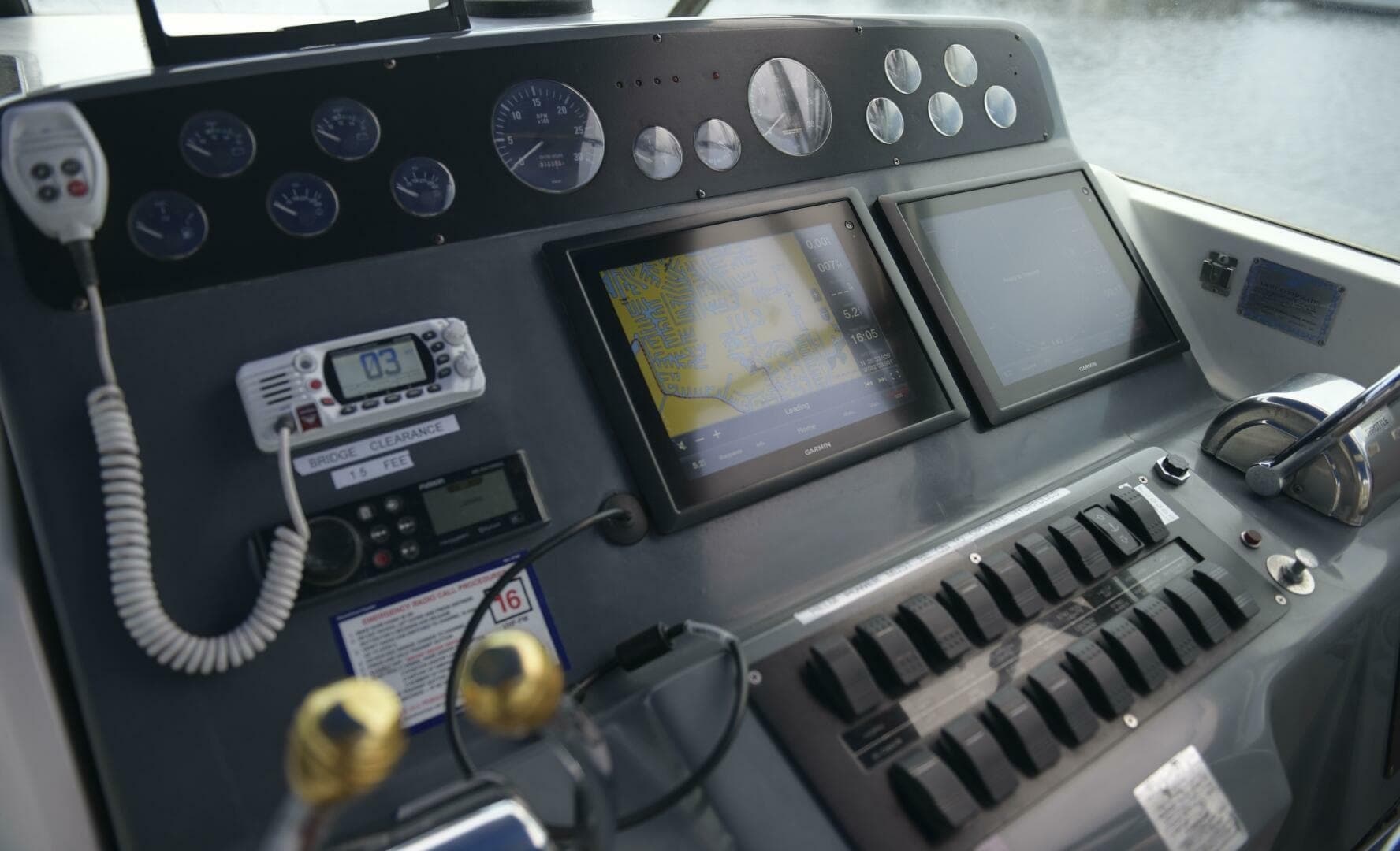 1995 Tiara Yachts 4000