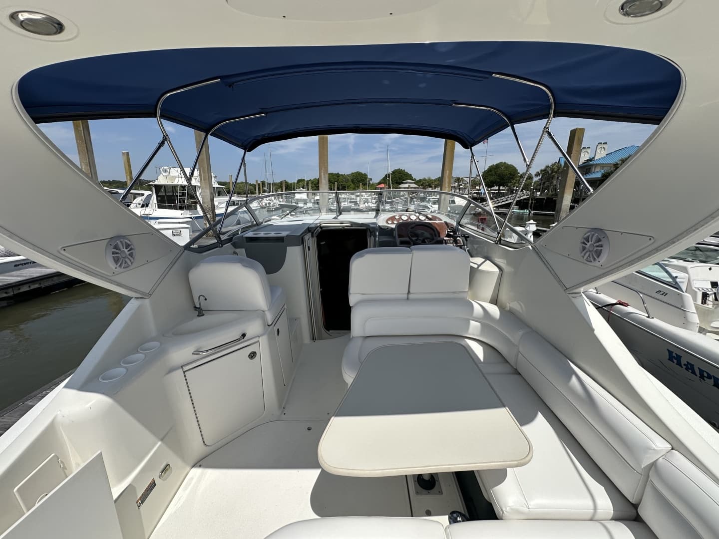 2006 Bayliner 305