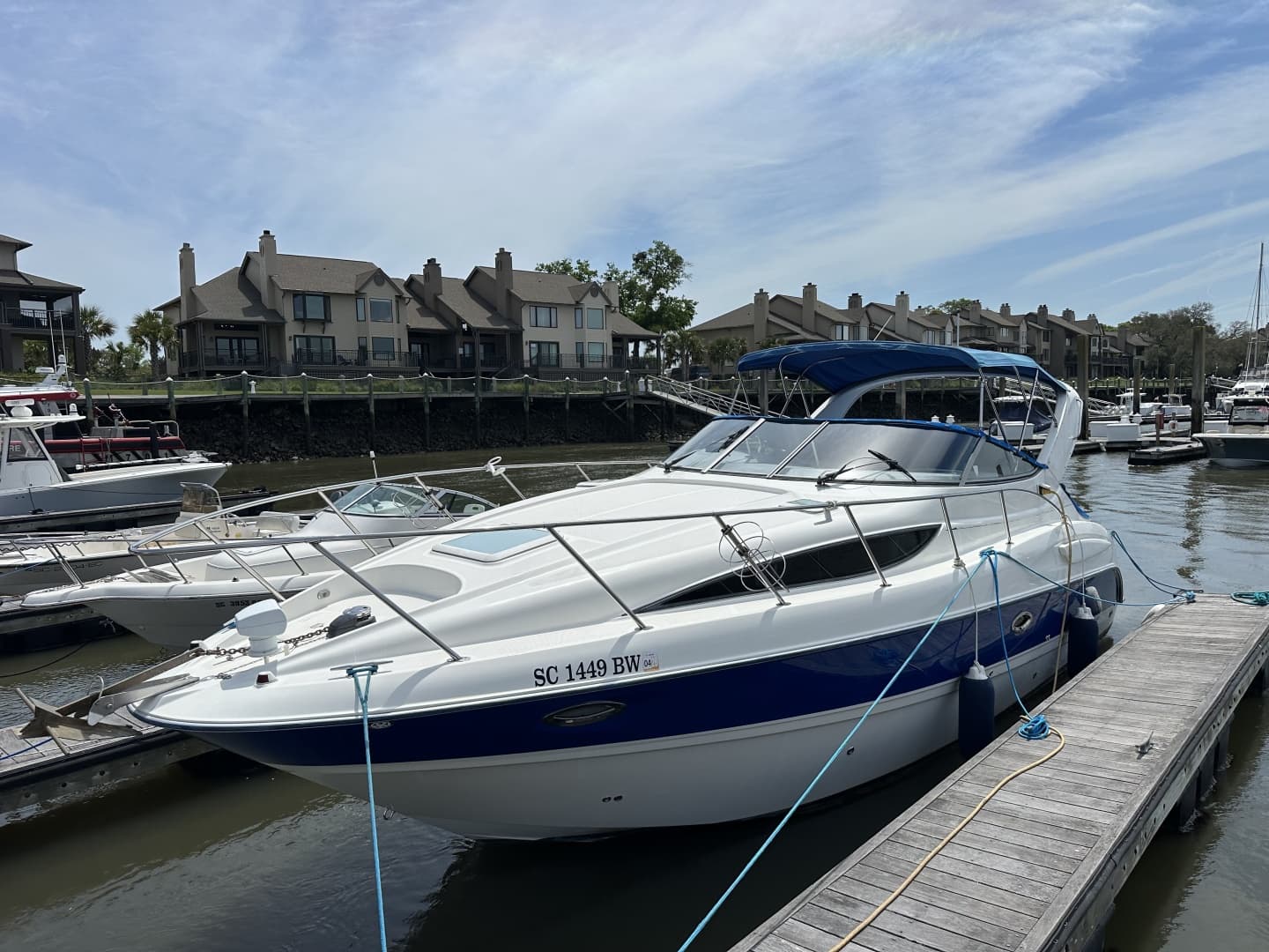 2006 Bayliner 305