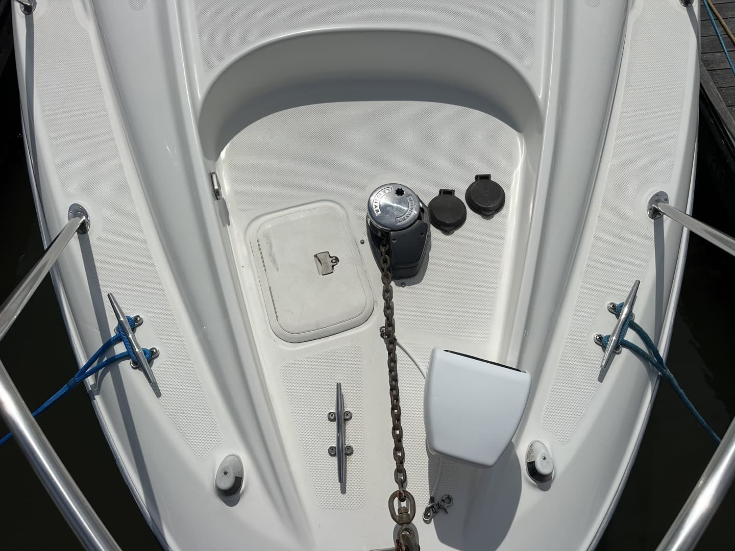 2006 Bayliner 305