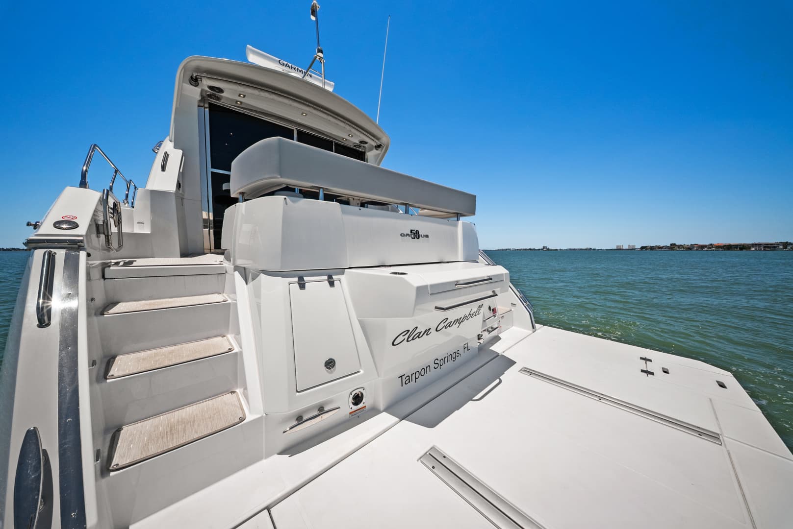 2025 Cruisers Yachts 50 Cantius