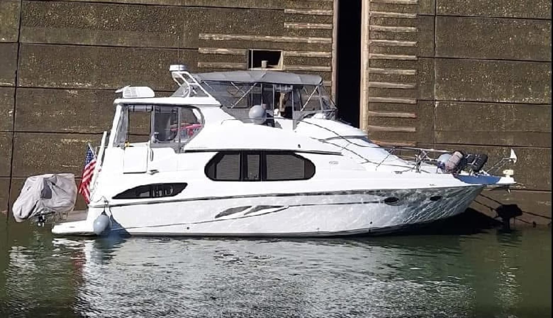 2003 Silverton 43 Motor Yacht