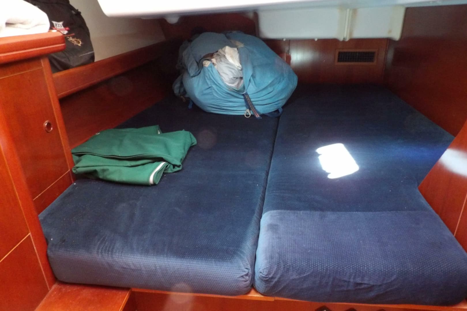 2002 Beneteau 473