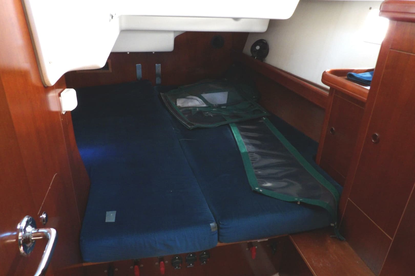 2002 Beneteau 473