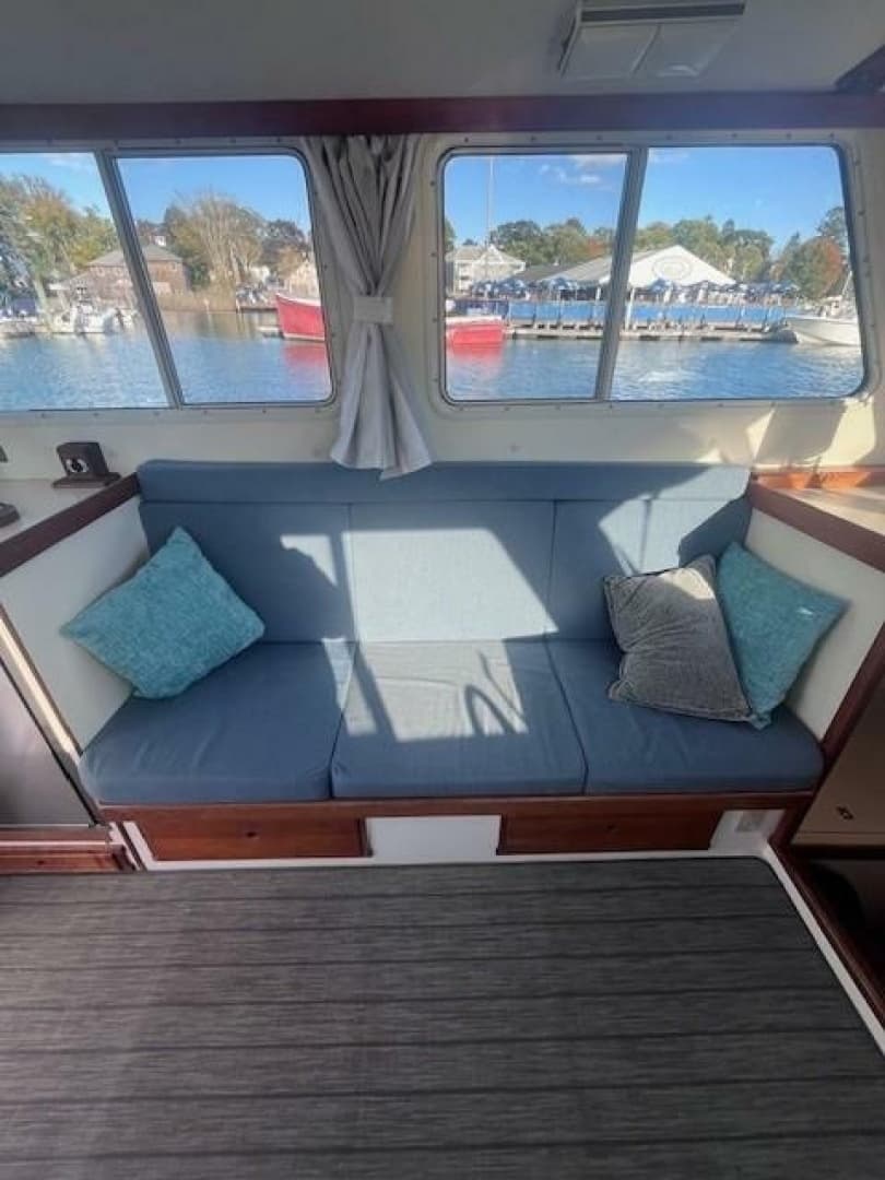 1989 Blue Seas Out Island Explorer