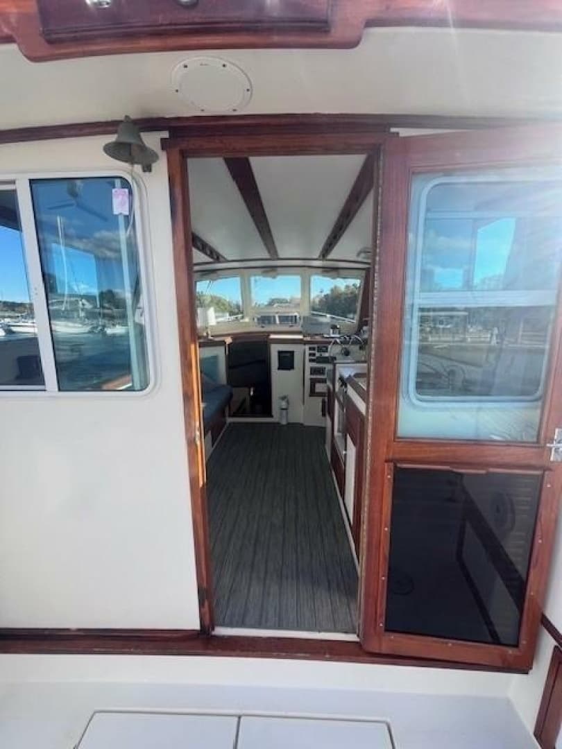 1989 Blue Seas Out Island Explorer