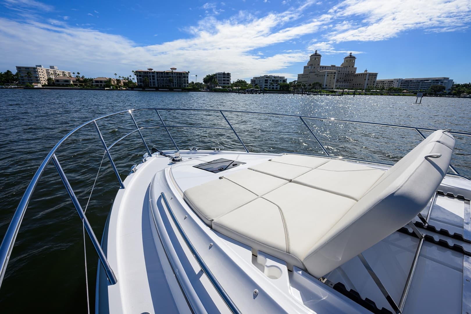 Princess 50 Everlong - Exterior Bow