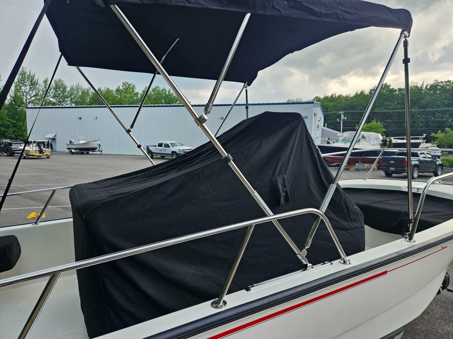 2008 Boston Whaler 170 Montauk