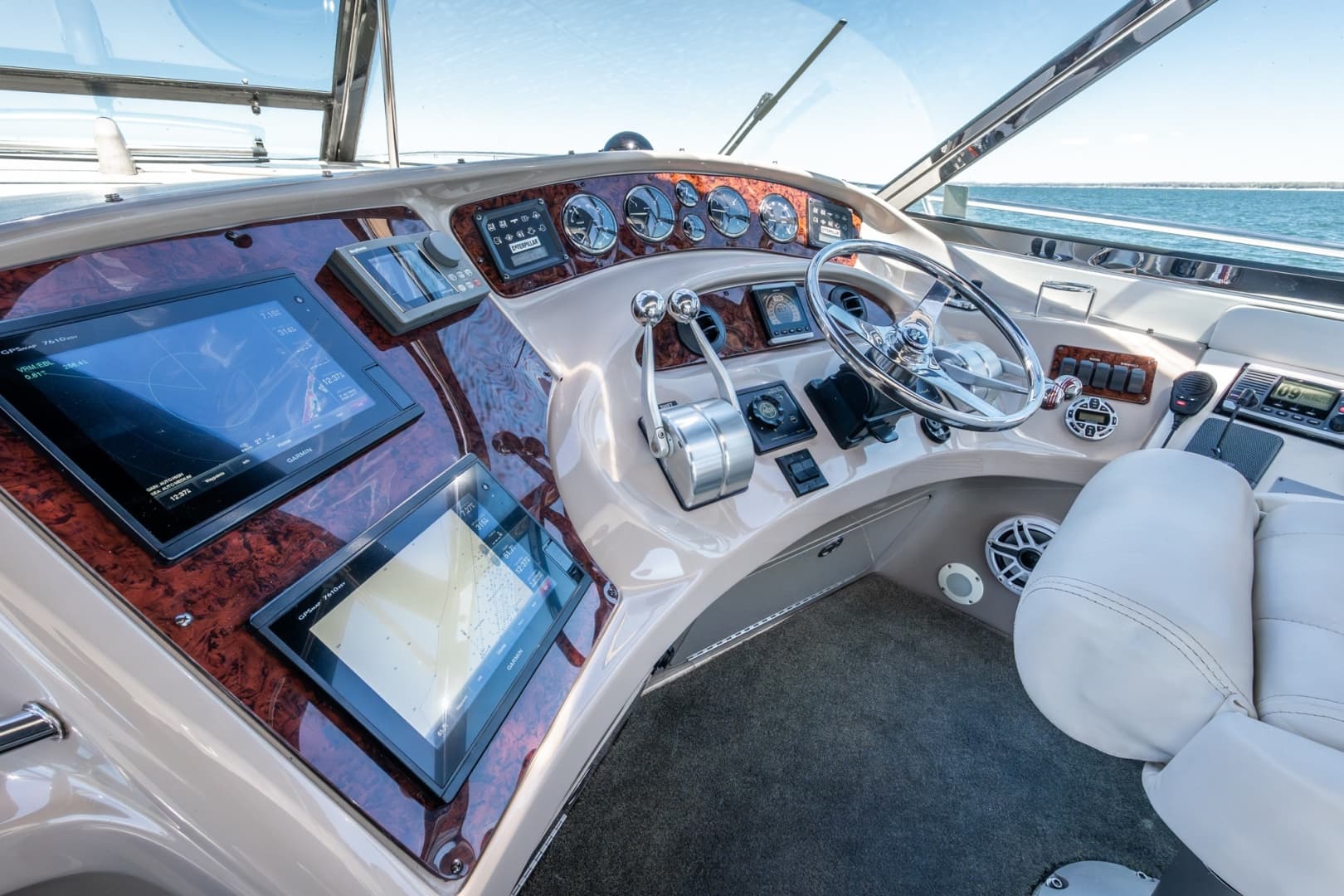 2001 Sea Ray 510 Sundancer 800 CAT