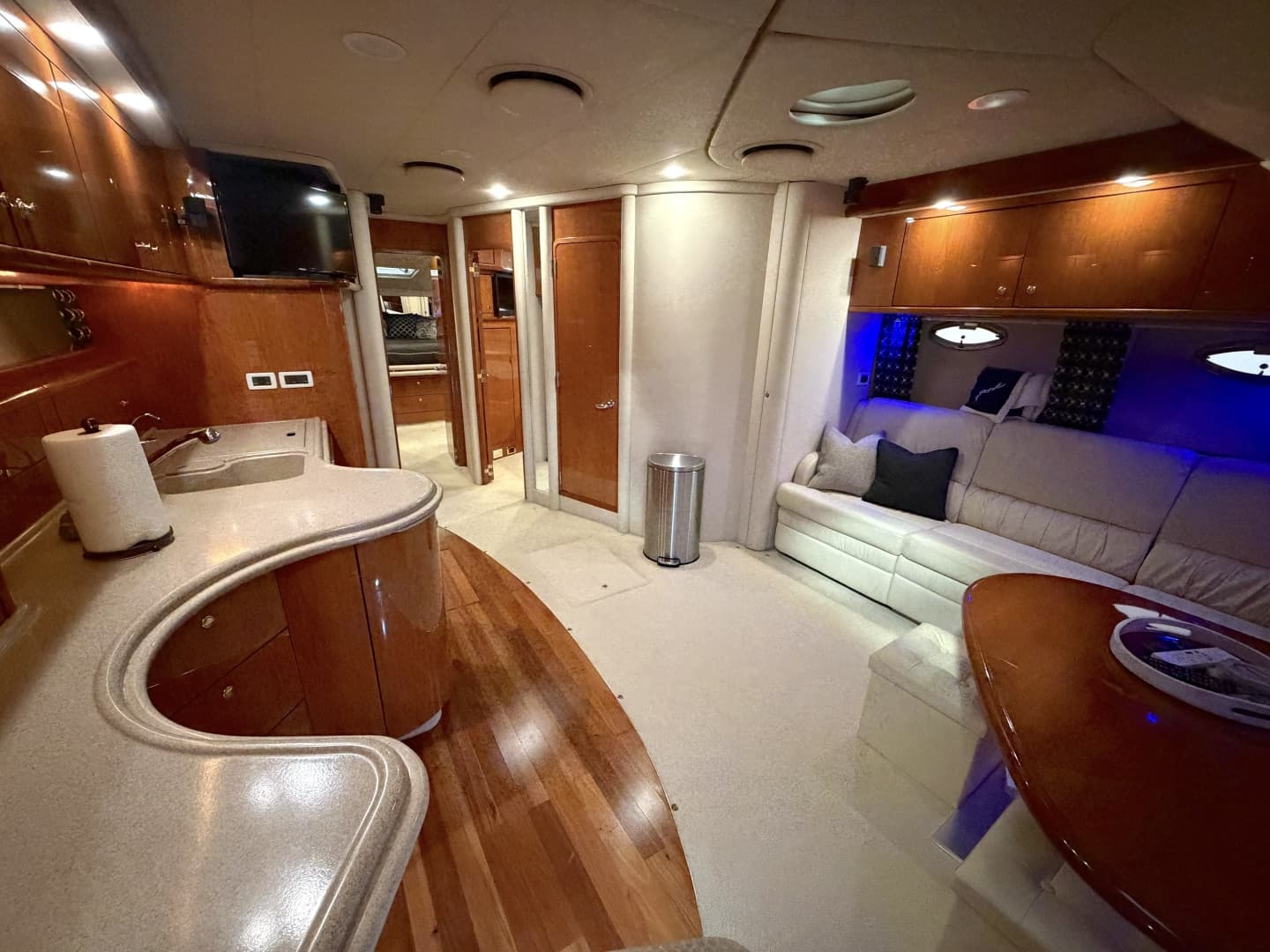 2001 Sea Ray 510 Sundancer 800 CAT