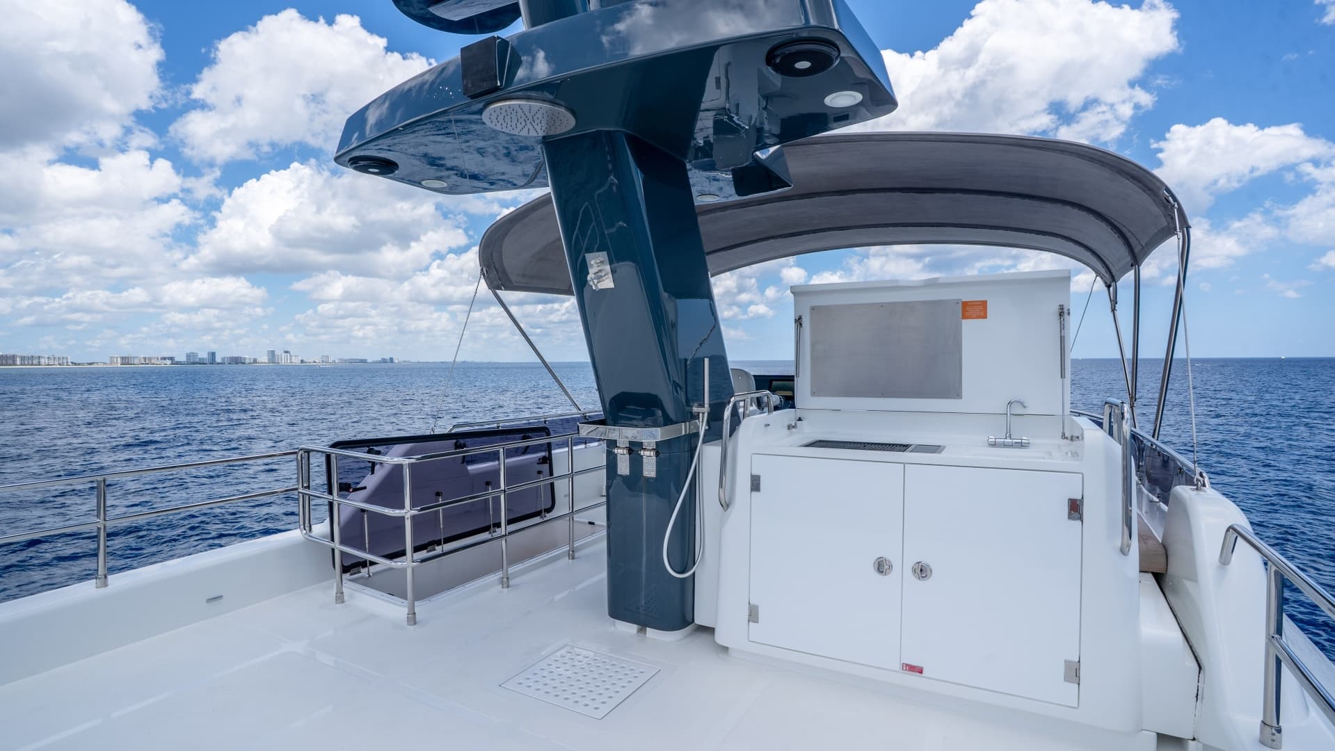 2025 Sirena 58