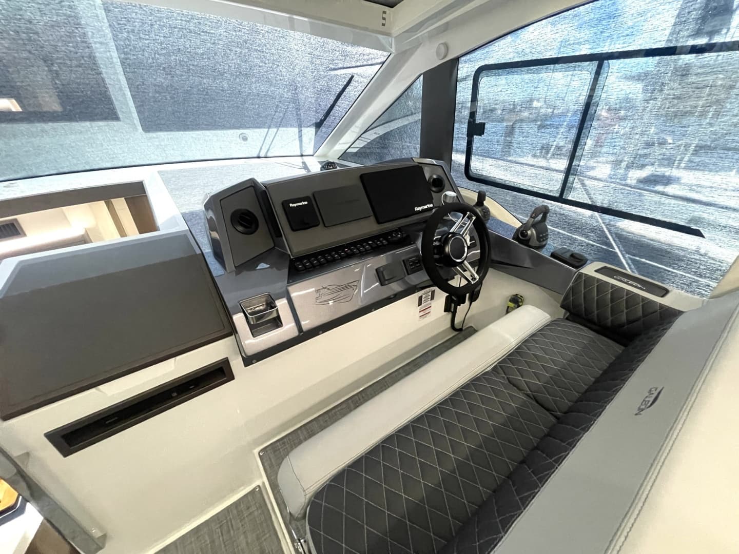 2020 Galeon 425 HTS