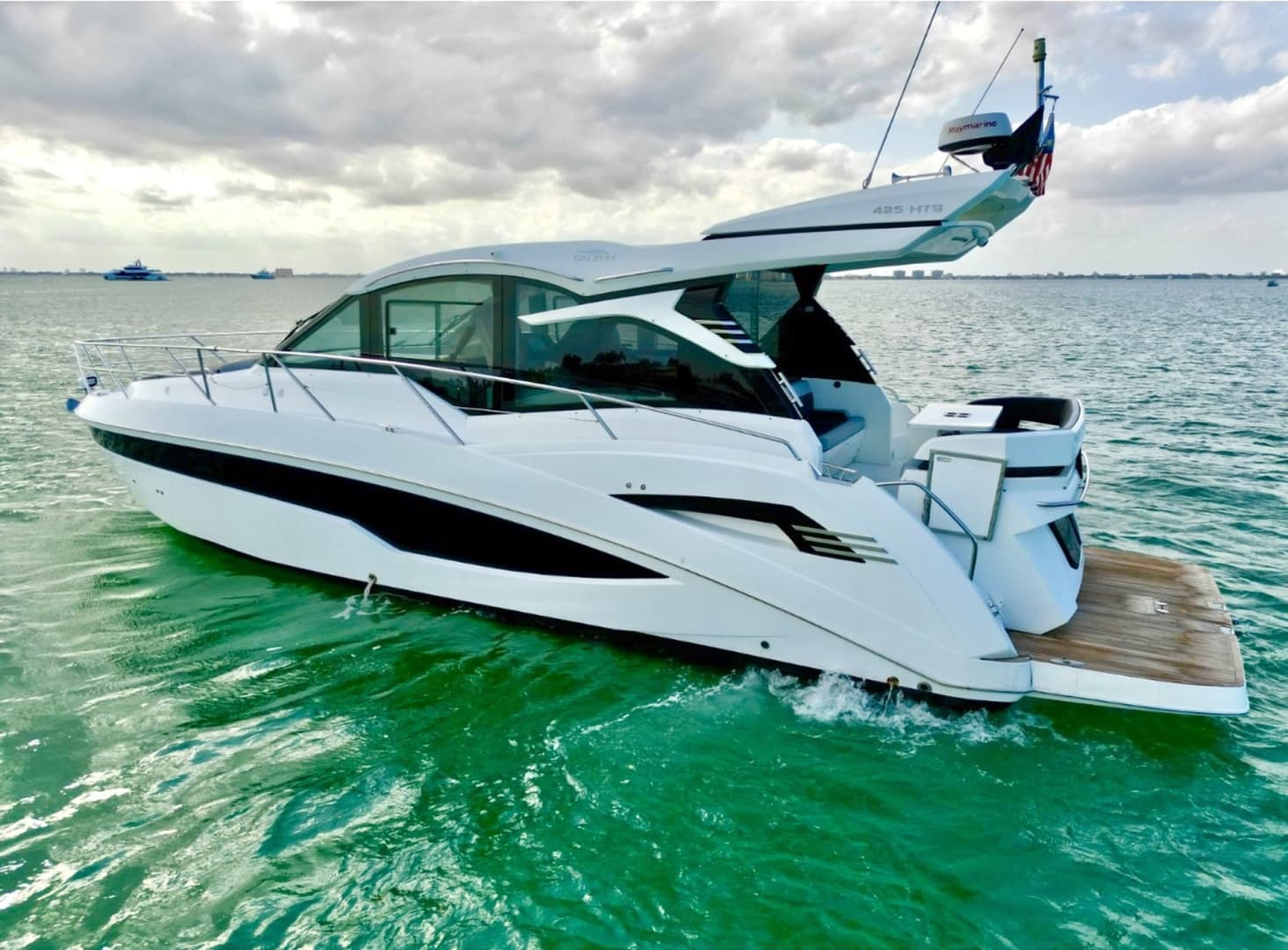 2020 Galeon 425 HTS