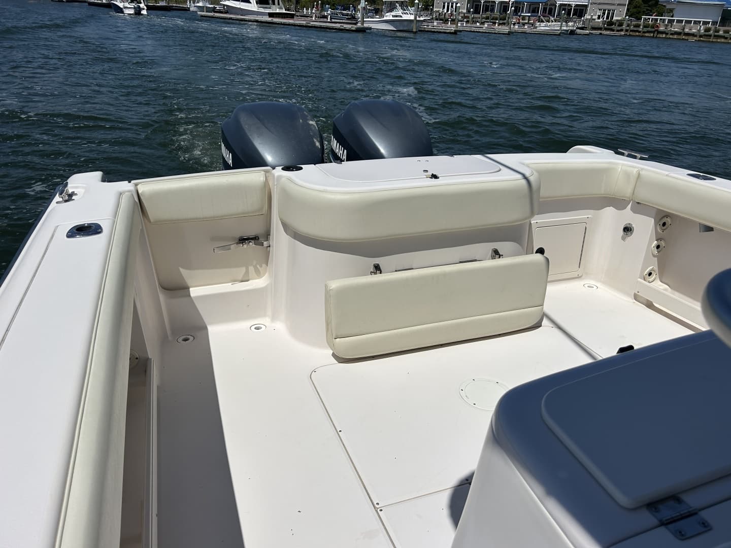 1999 Grady-White 306 Bimini