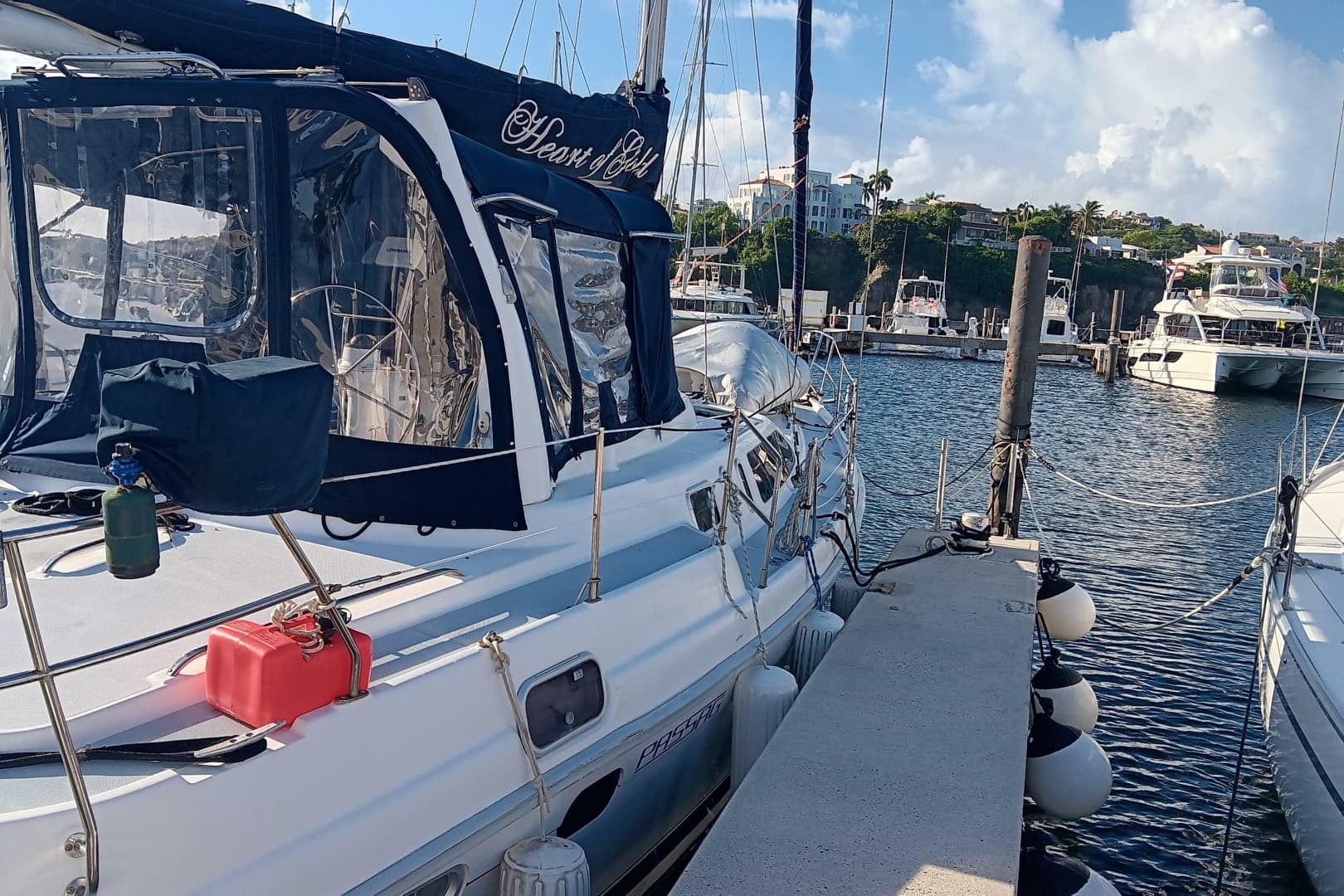 1998 Hunter Passage 450