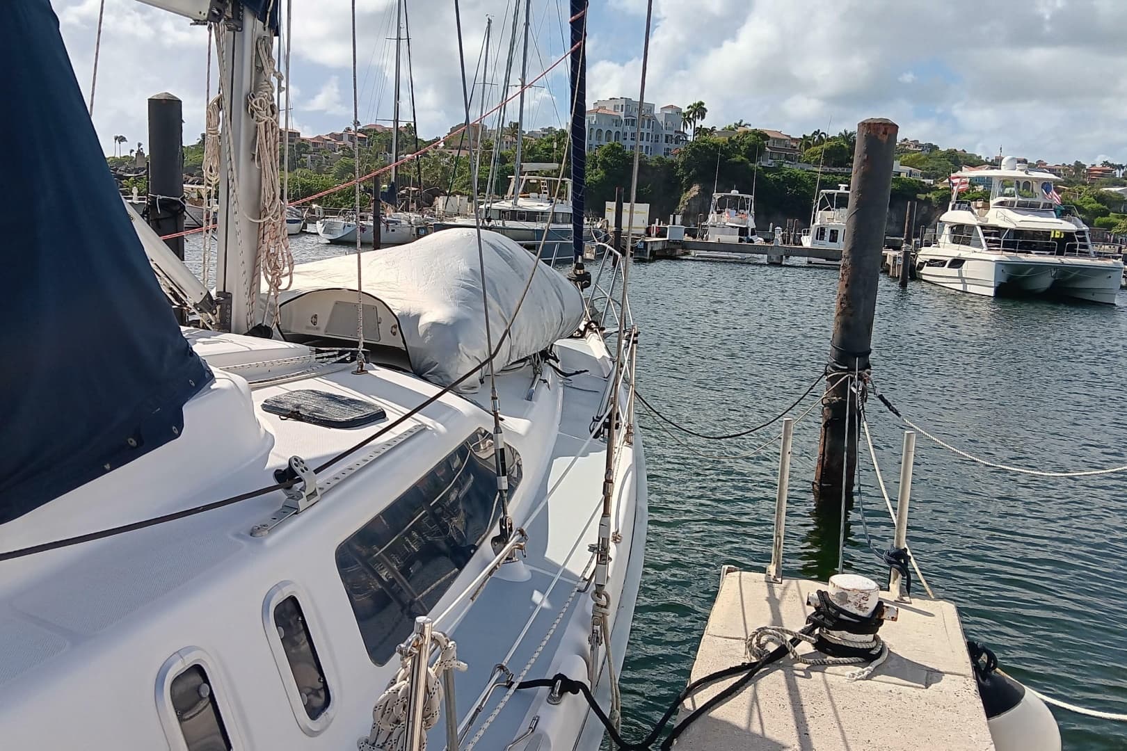 1998 Hunter Passage 450