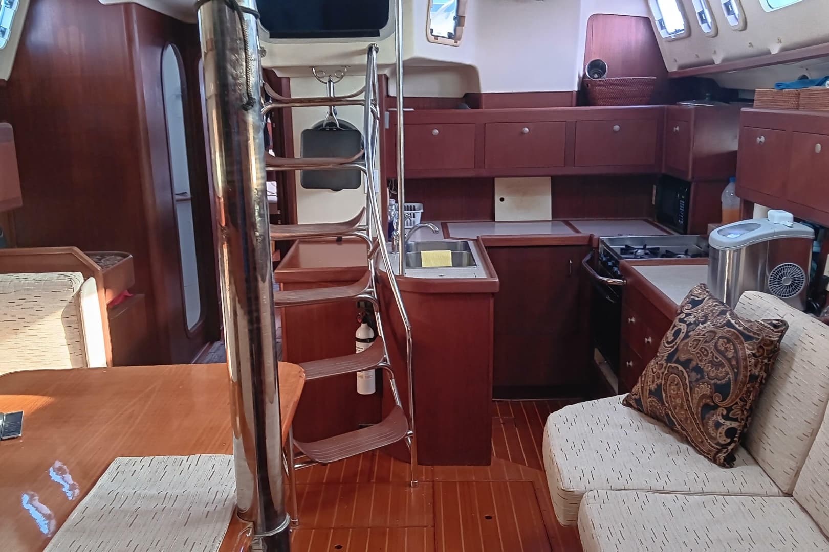 1998 Hunter Passage 450