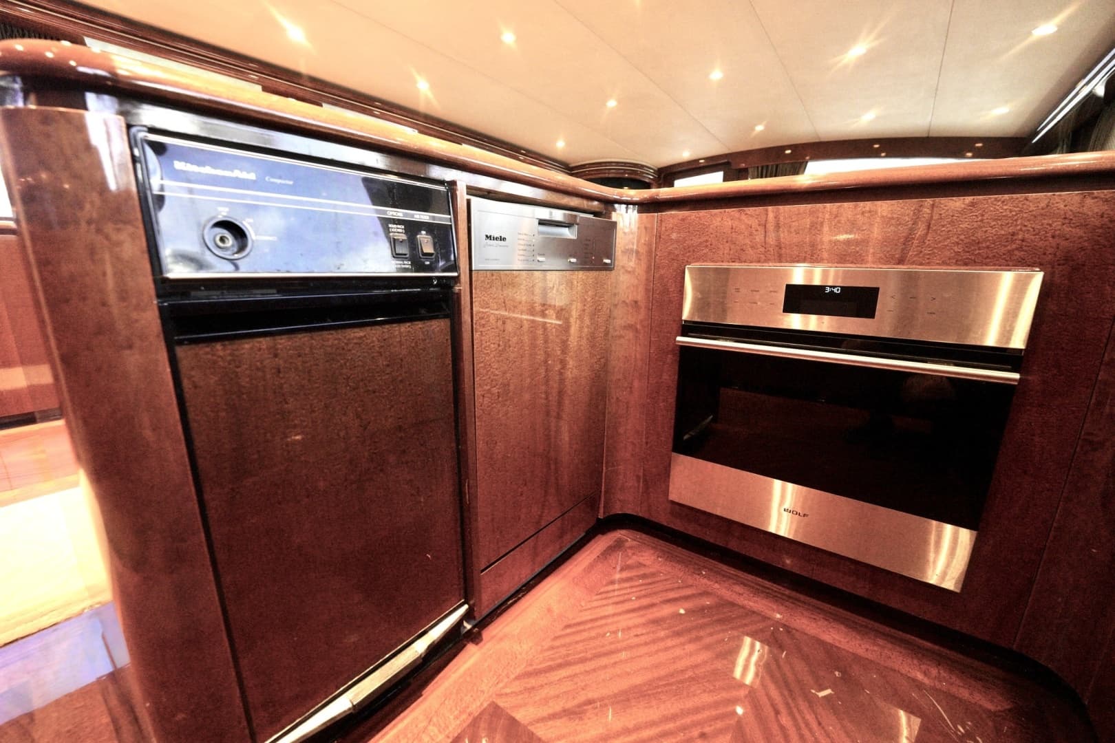 1996 Merritt 75' Sportfish
