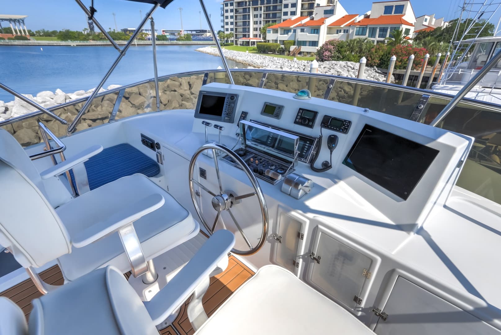 2003 Jefferson 57 Pilothouse