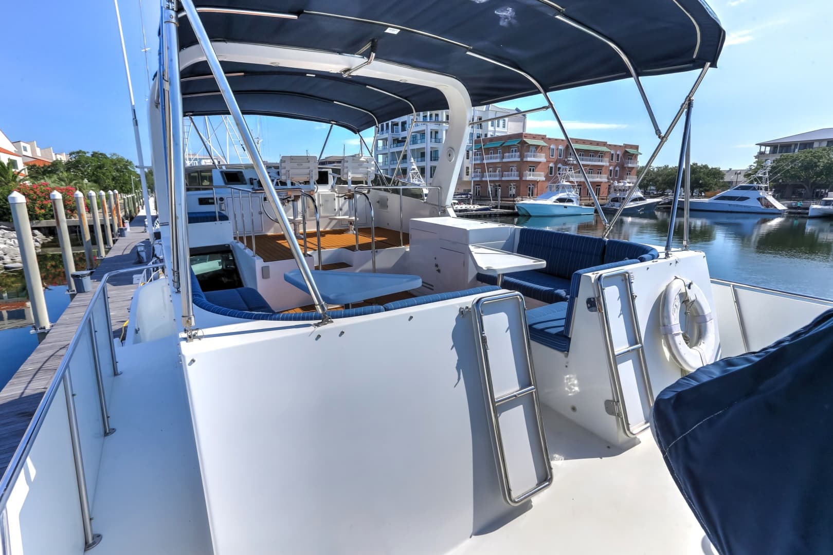 2003 Jefferson 57 Pilothouse