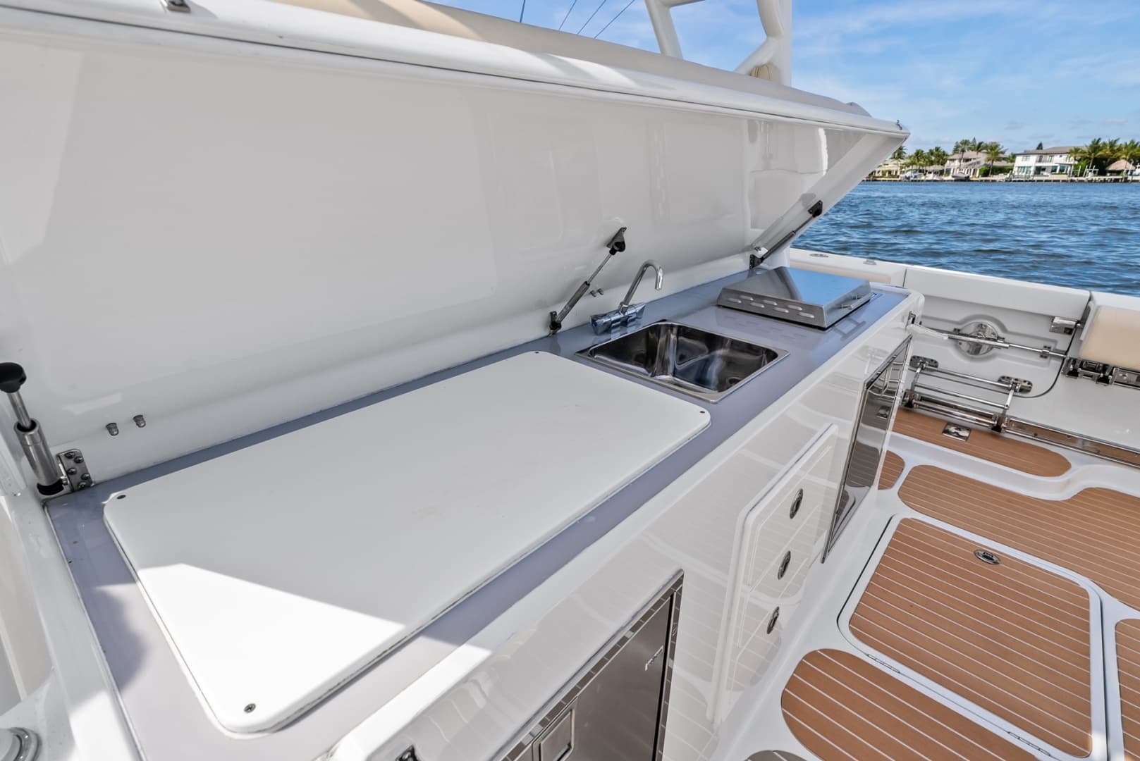 2024 Yellowfin 54 Offshore