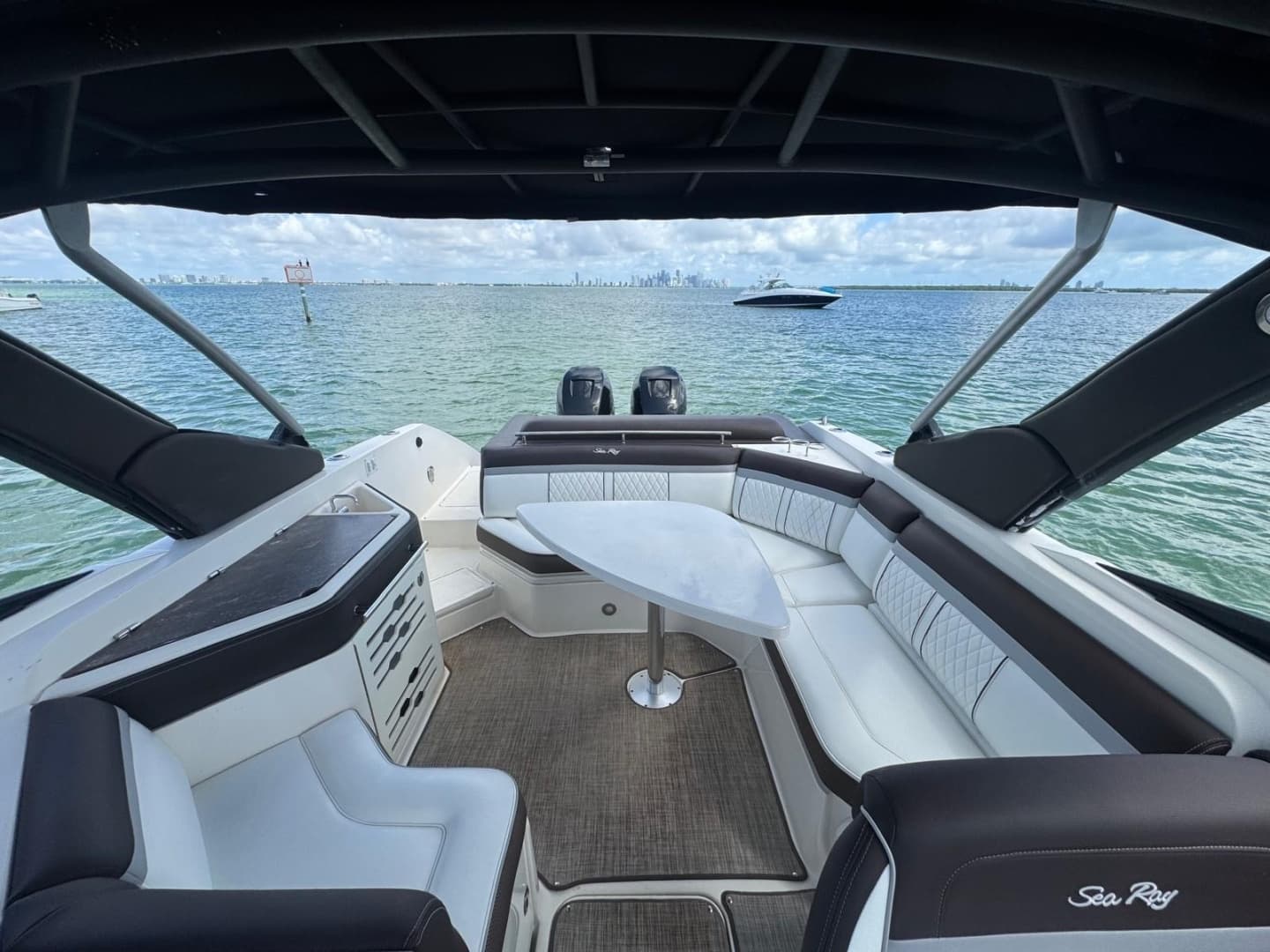 2017 Sea Ray 