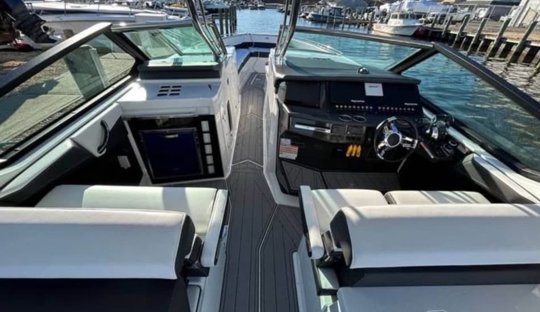 2021 Monterey 385SE Super Express