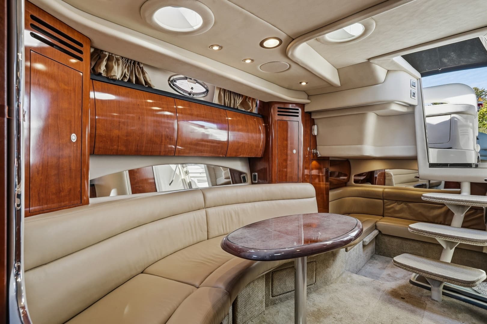 2004 Sea Ray 360 SUNDANCER