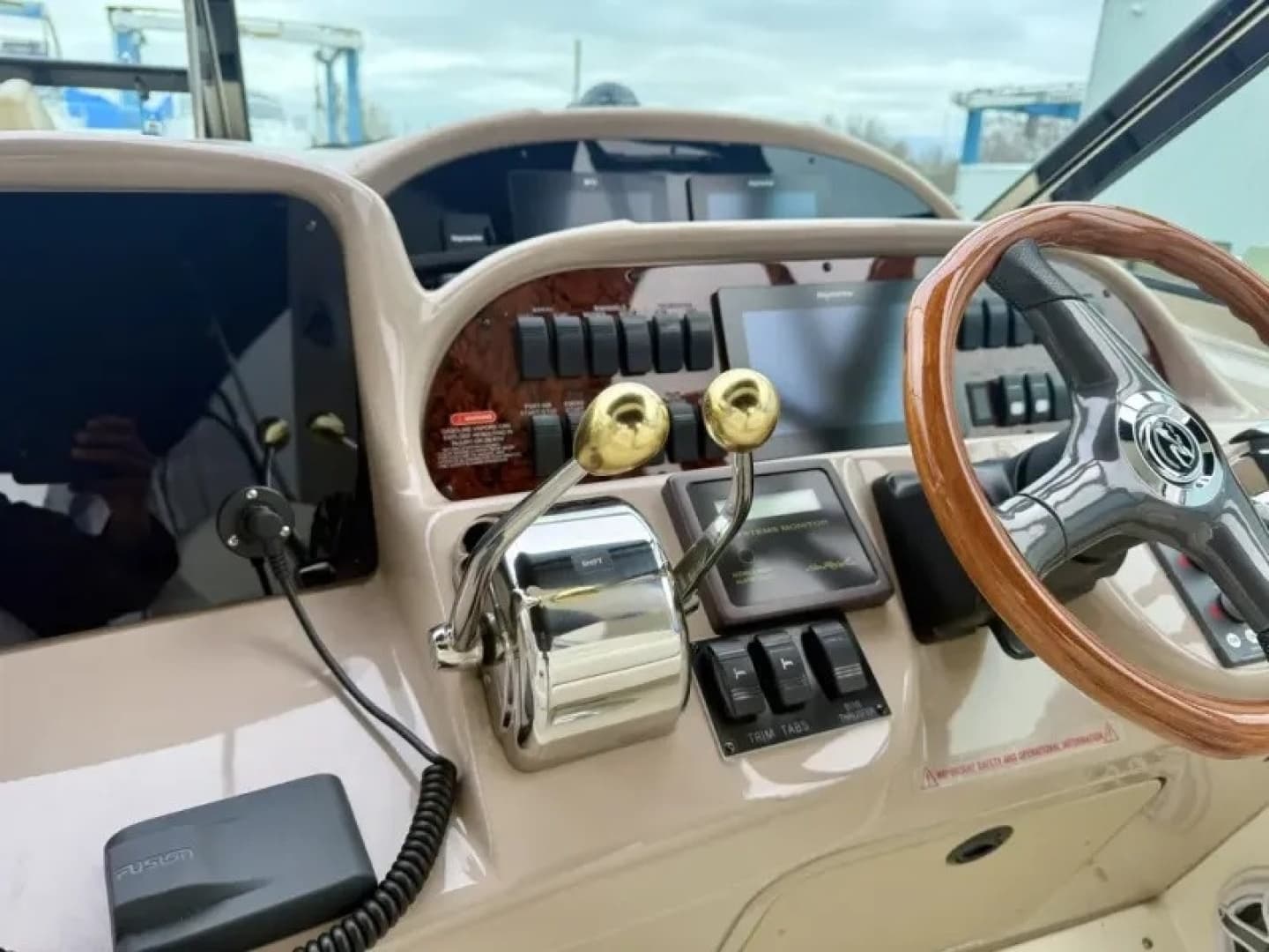 2004 Sea Ray 360 SUNDANCER