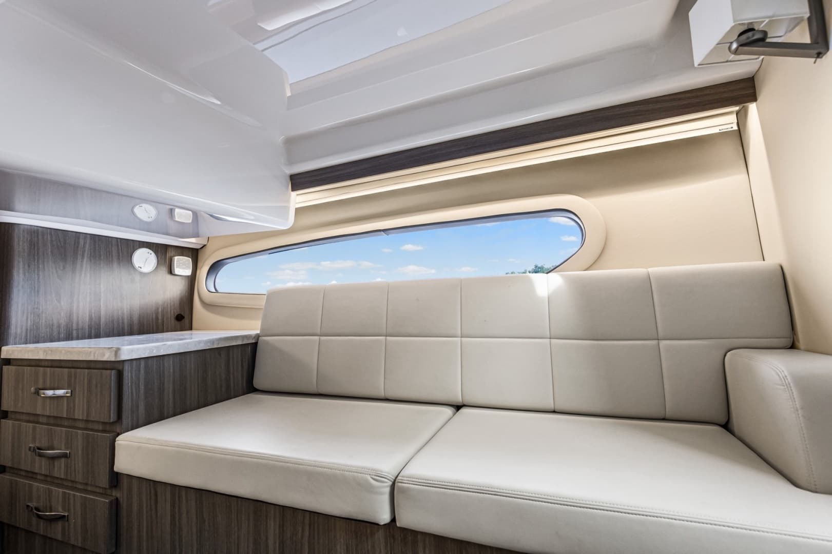 2020 Regal 38 XO