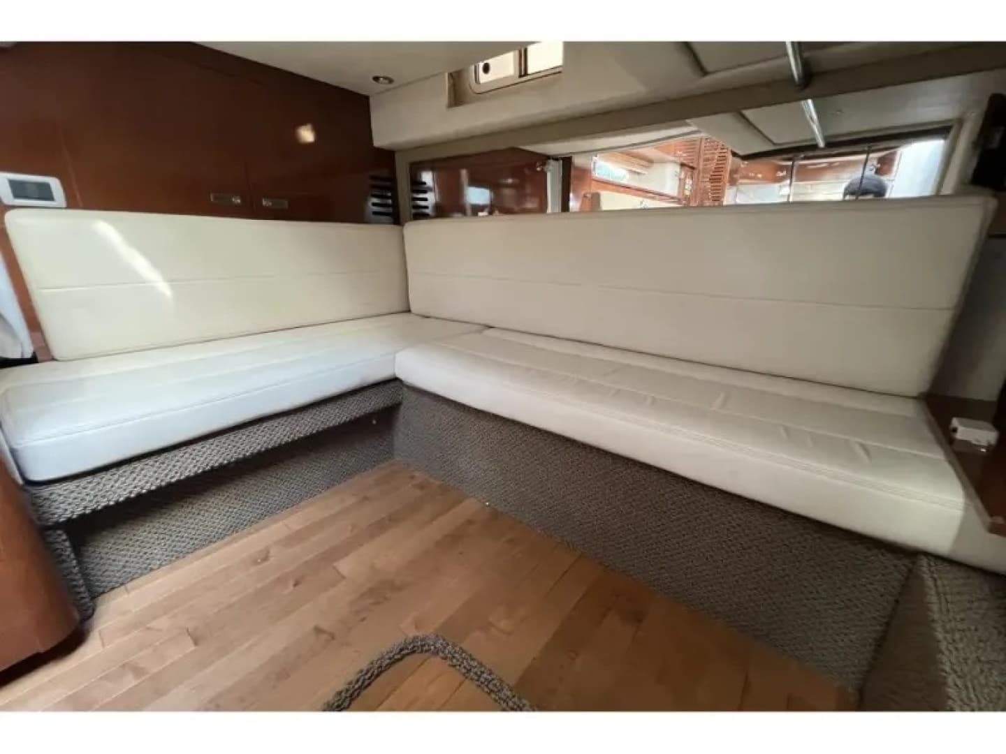 2012 Sea Ray 370 SUNDANCER