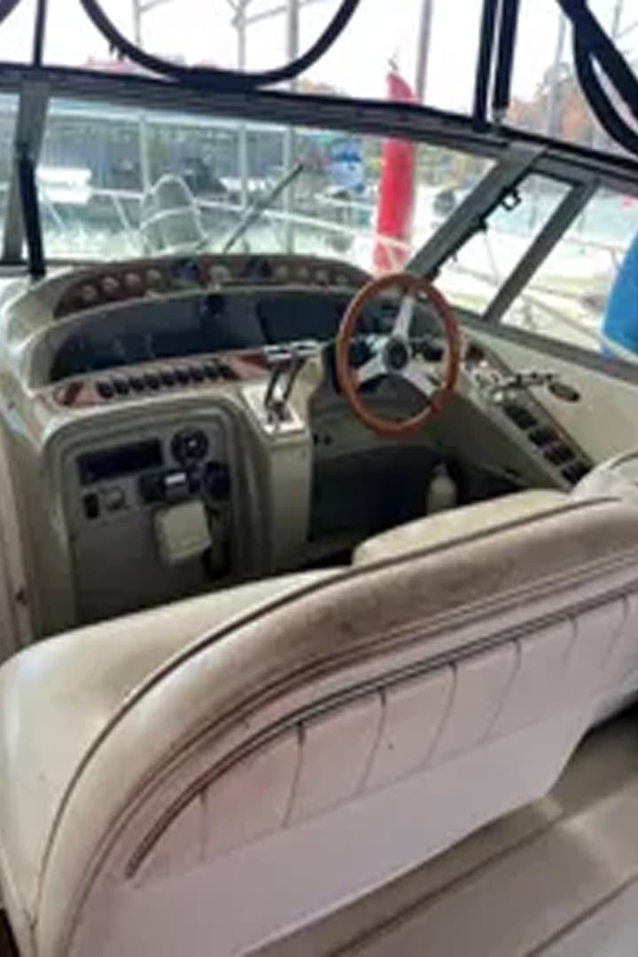 1998 Maxum 4100 SCR